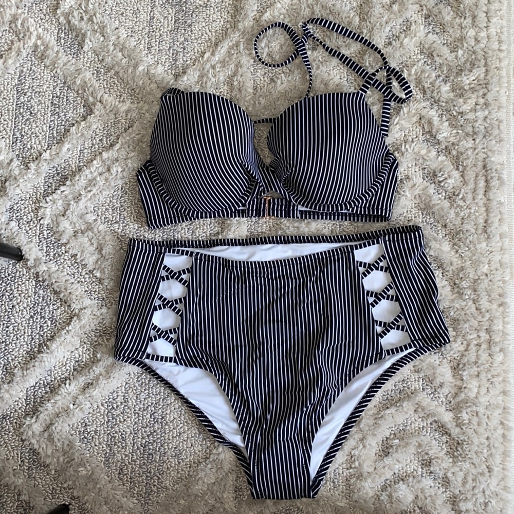 Navy blue & white stripe bikini